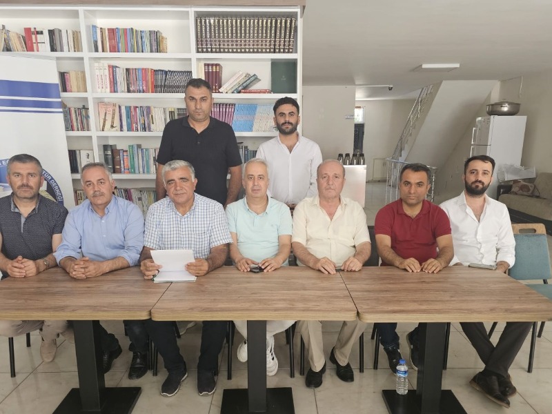  Kahta'daki 16 STK Leman Dergisi'ni Ortak Bildiriyle Kınadı